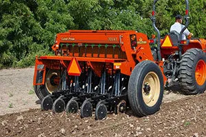 GRAIN DRILLS